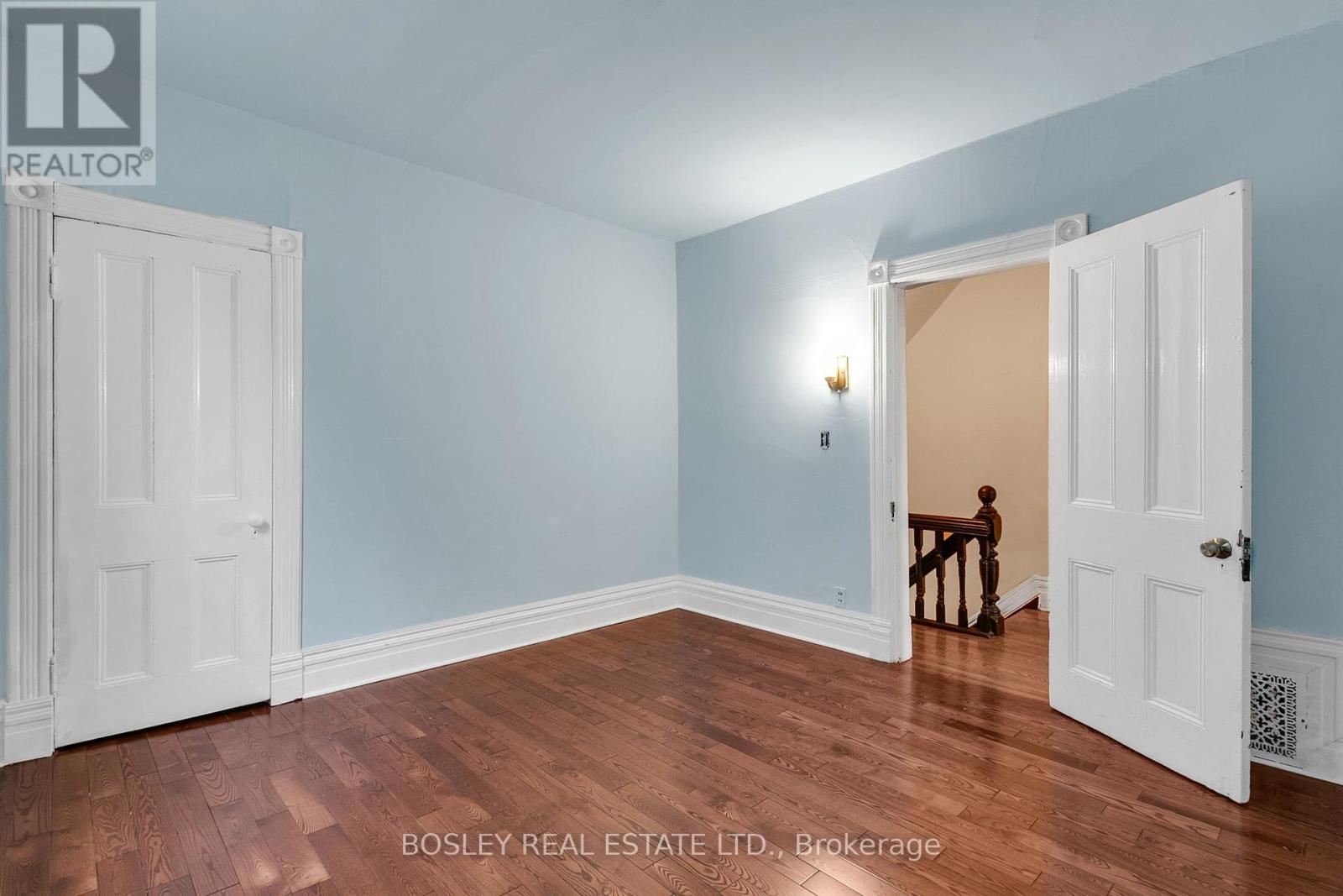 133 Carlaw Avenue Property Photo 12