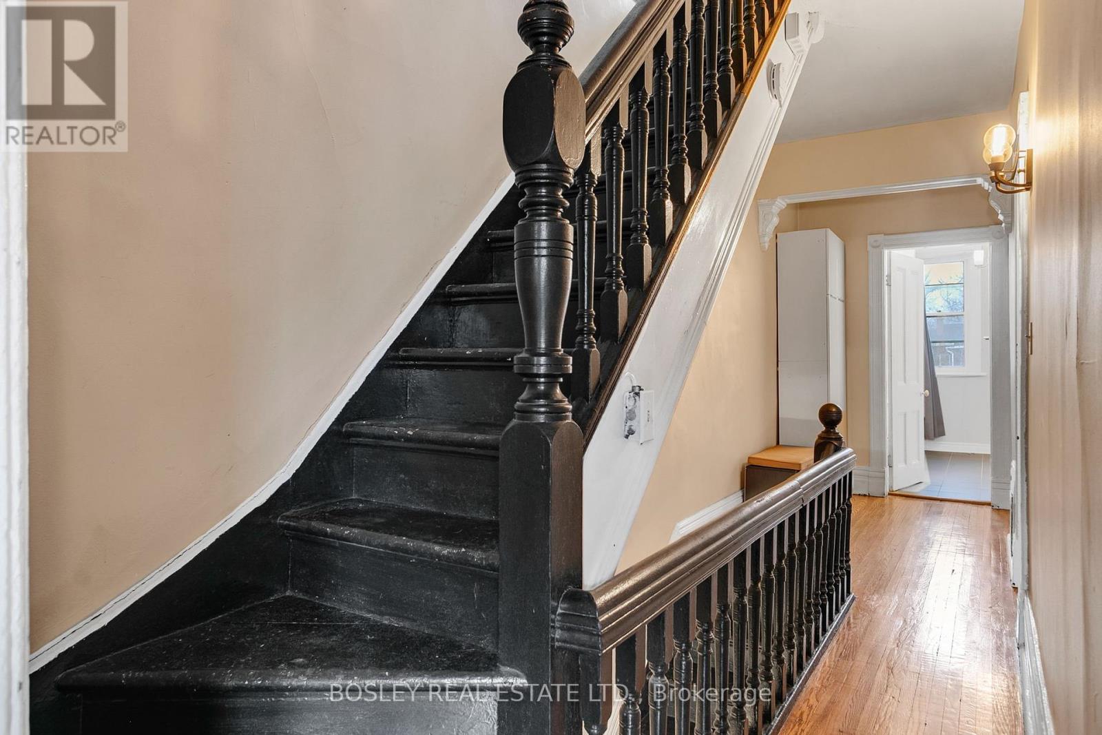 133 Carlaw Avenue Property Photo 14