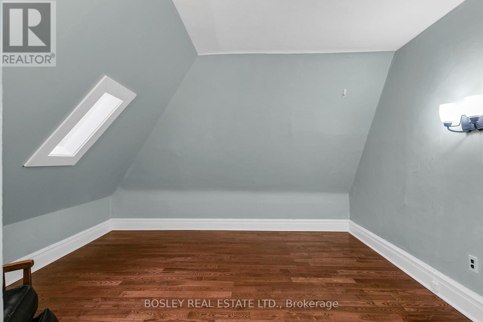133 Carlaw Avenue Property Photo 16