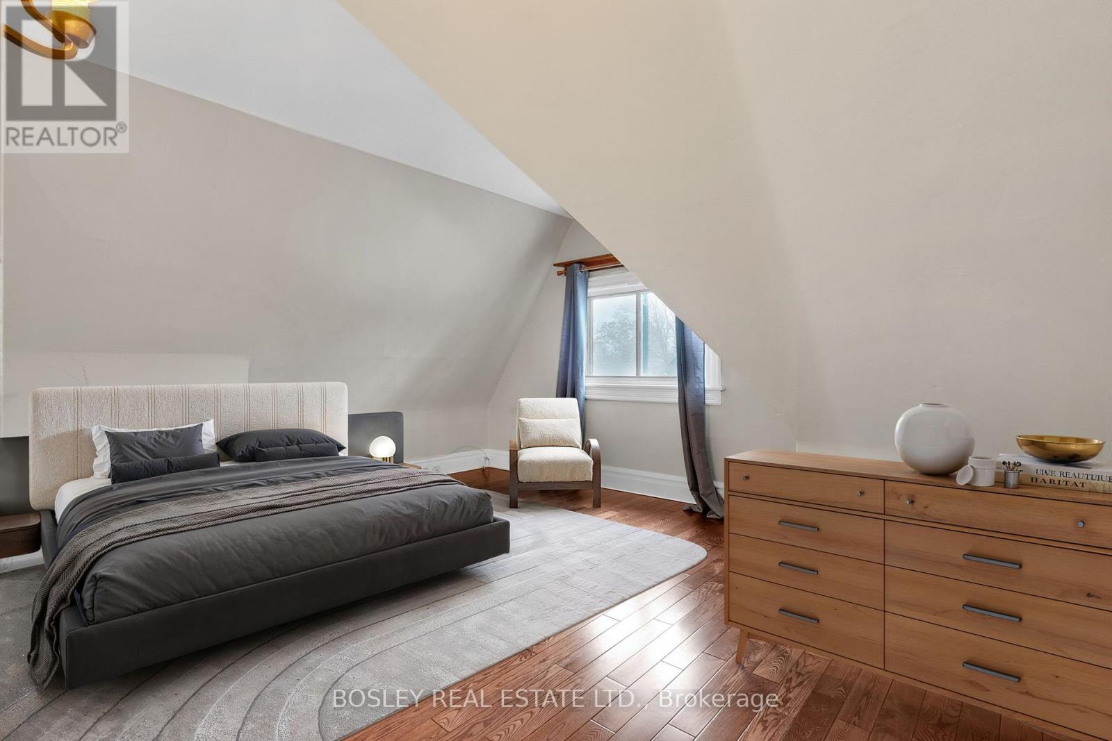133 Carlaw Avenue Property Photo 17