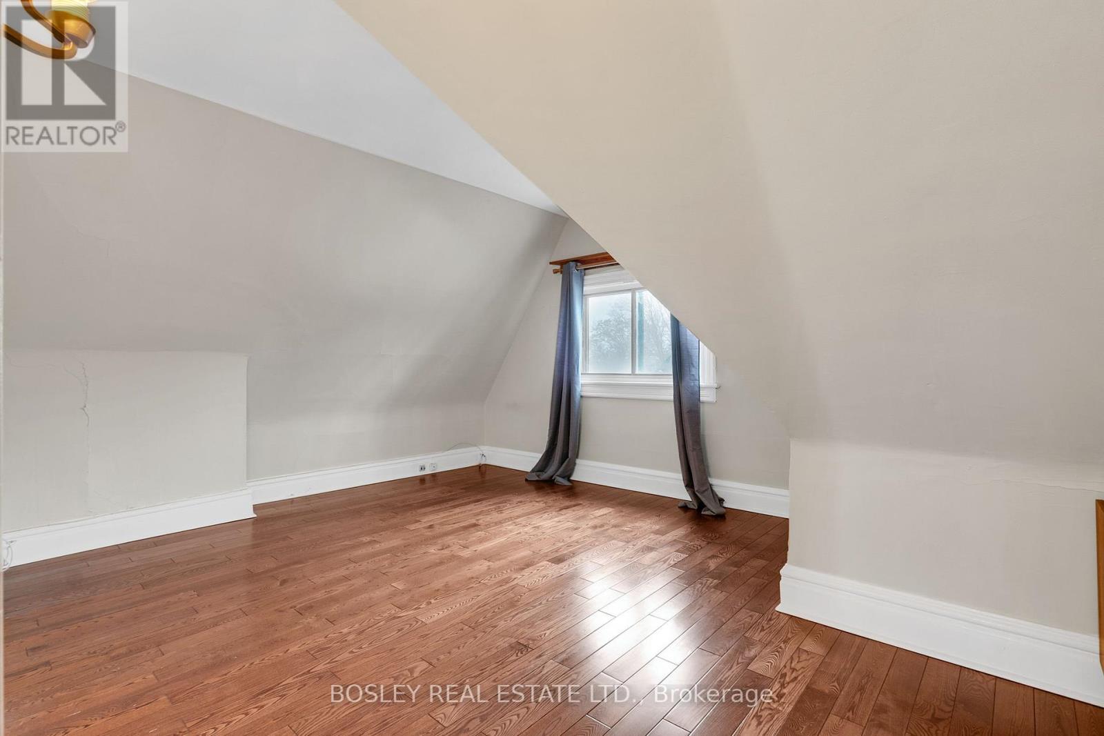133 Carlaw Avenue Property Photo 18