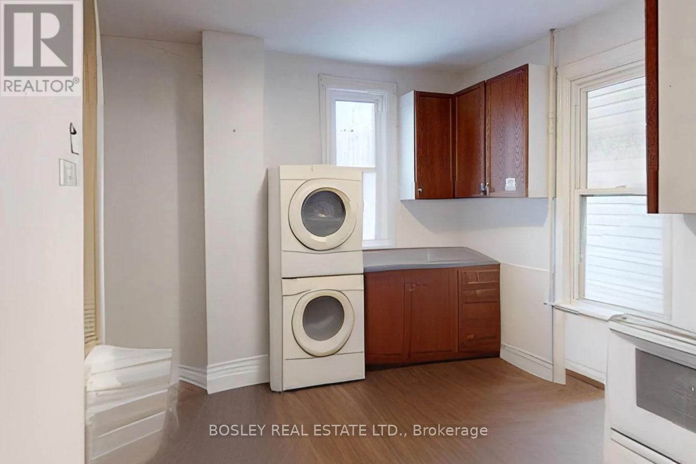 133 Carlaw Avenue Property Photo 29