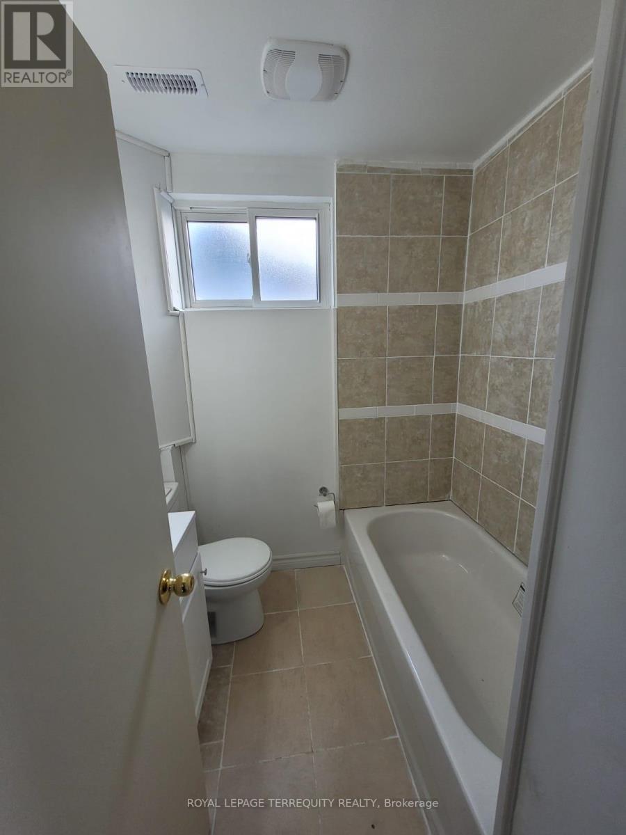 C - 555 Ritson Road S Property Photo 3