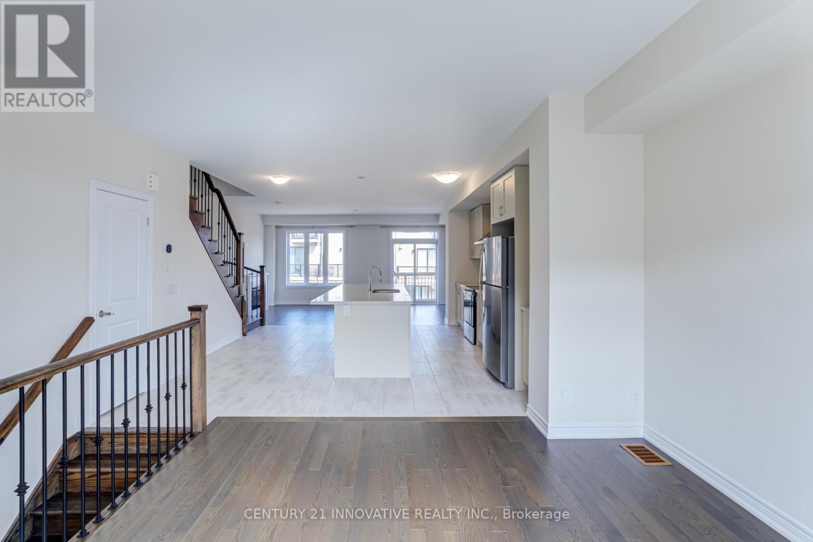 4 Icemaker Way Property Photo 11