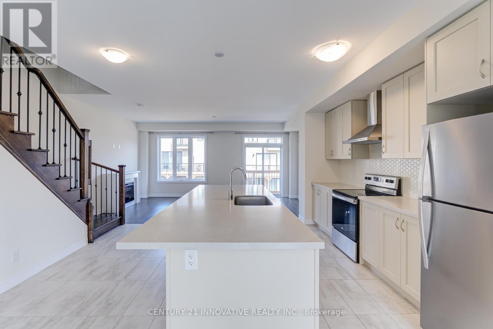 4 Icemaker Way Property Photo 15