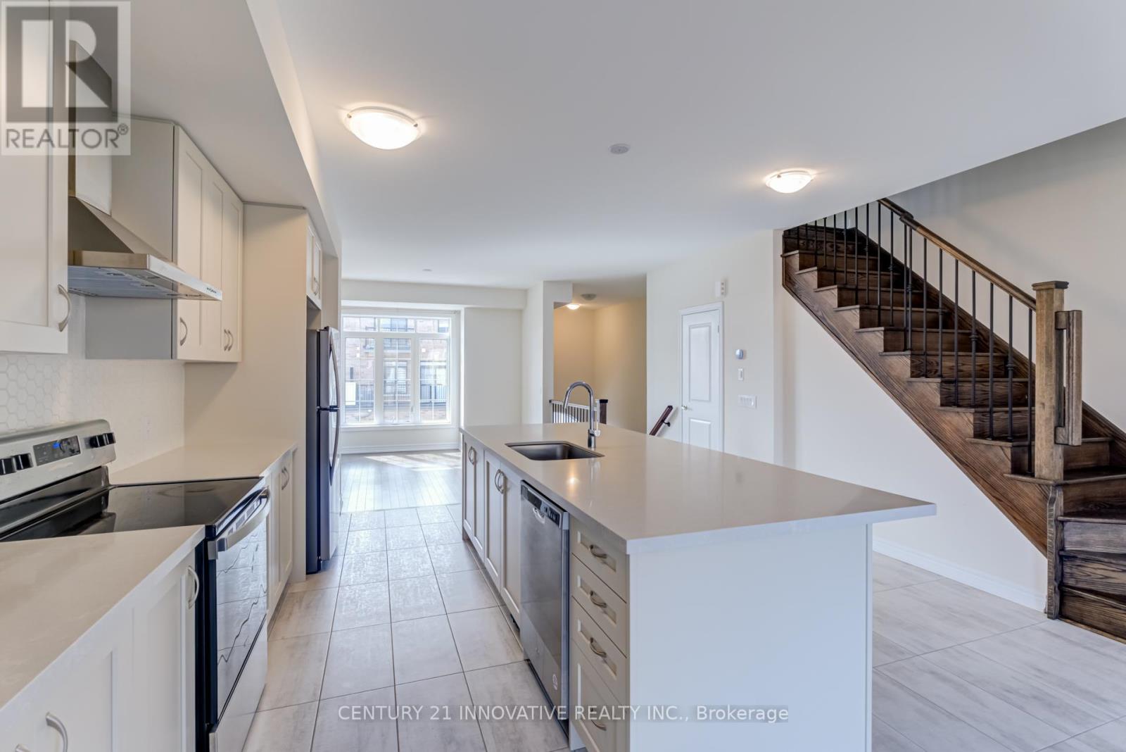 4 Icemaker Way Property Photo 16