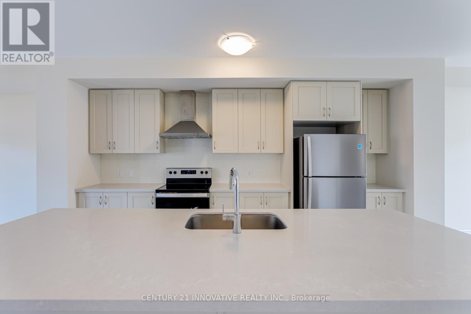 4 Icemaker Way Property Photo 18