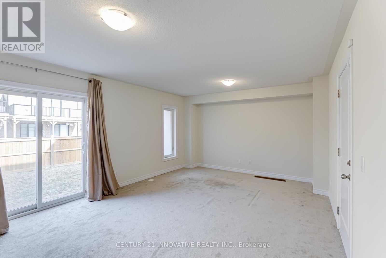 4 Icemaker Way Property Photo 28