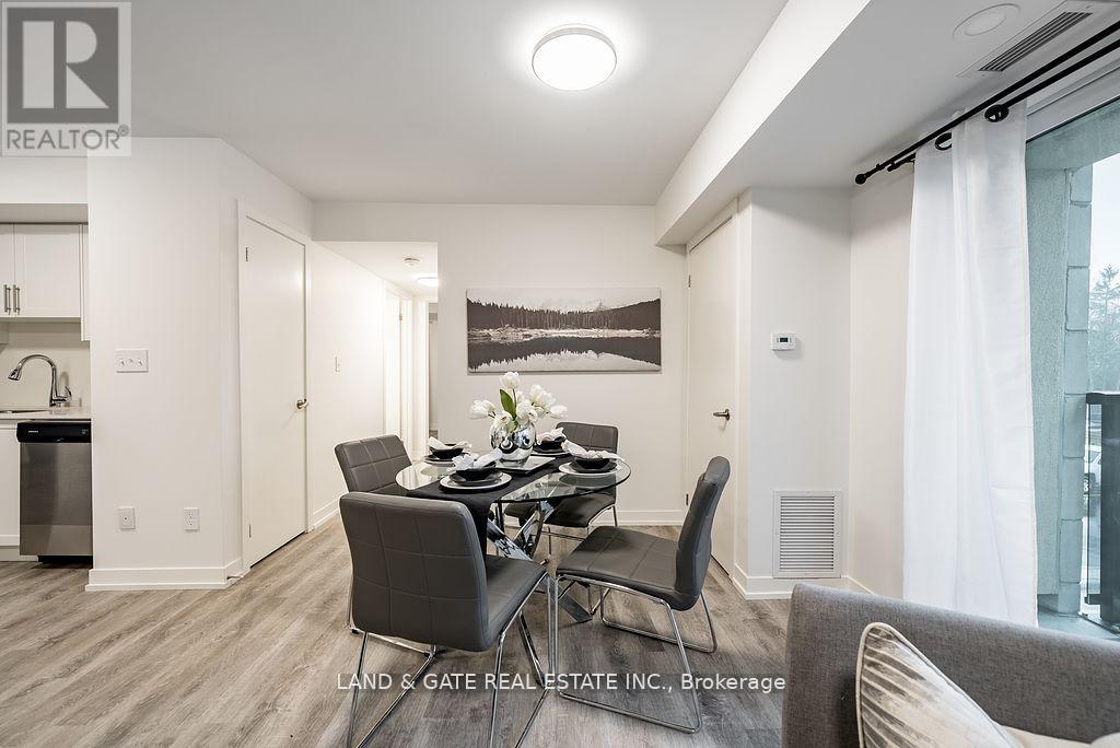 511 - 976 Simcoe Street N Property Photo 4