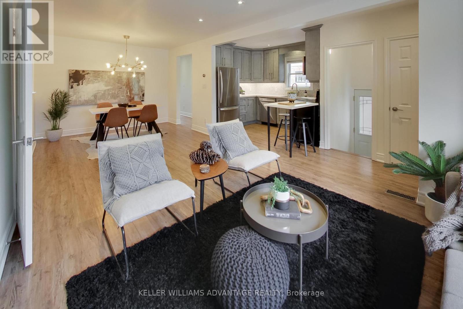 12 Parkland Road Property Photo 5