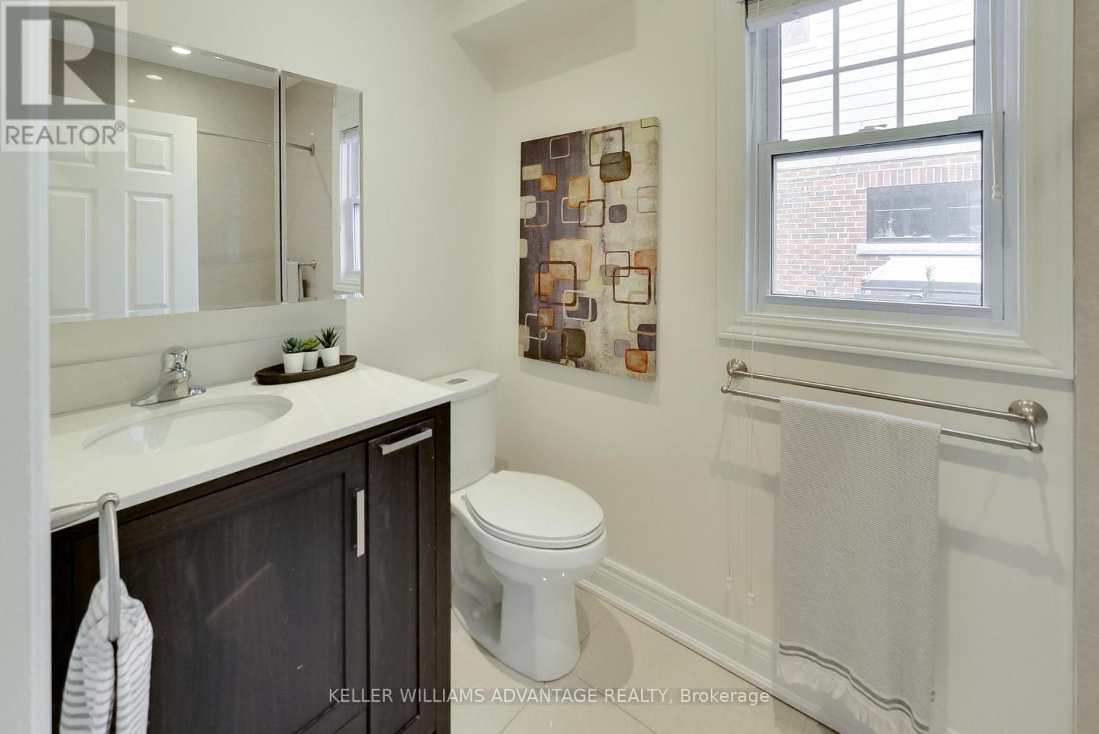 12 Parkland Road Property Photo 21
