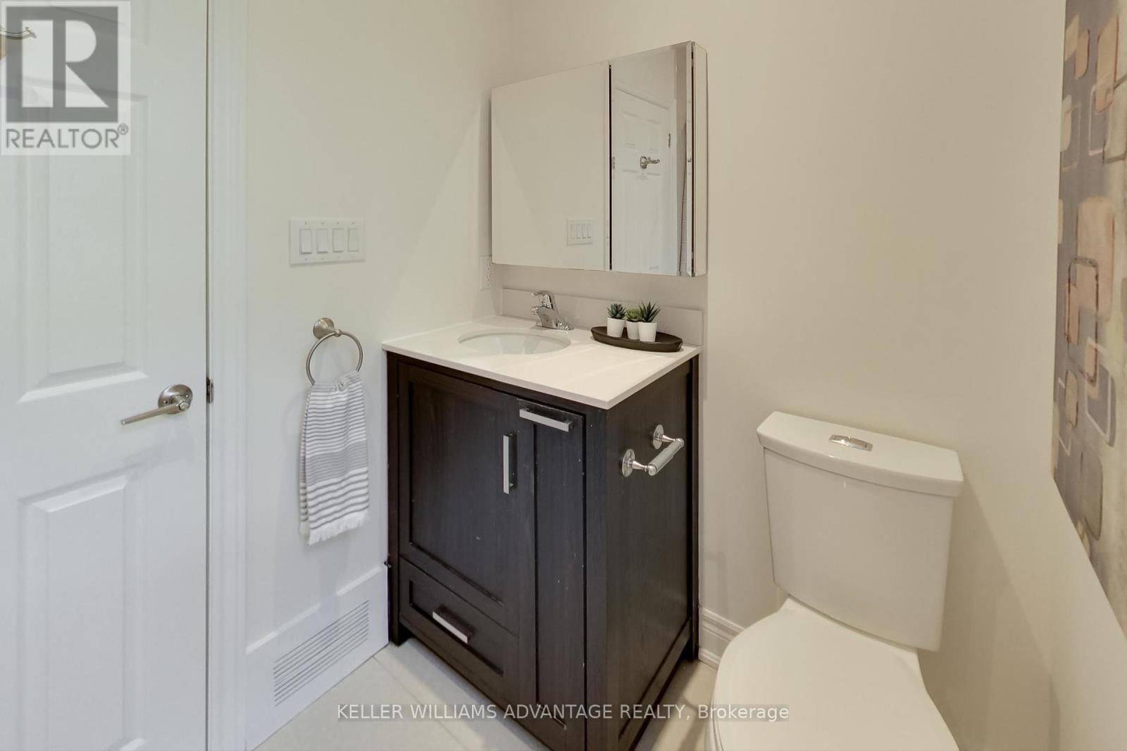12 Parkland Road Property Photo 22