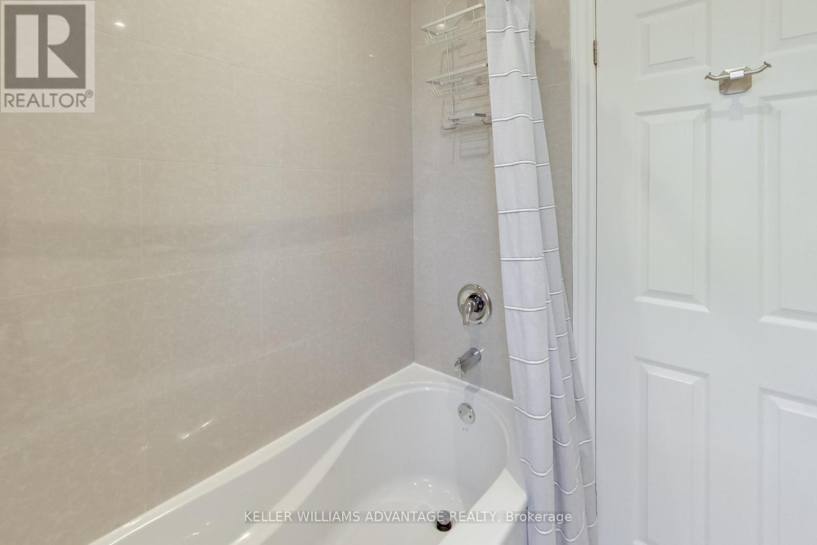 12 Parkland Road Property Photo 23
