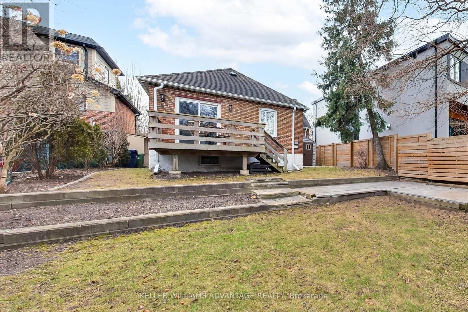 12 Parkland Road Property Photo 44