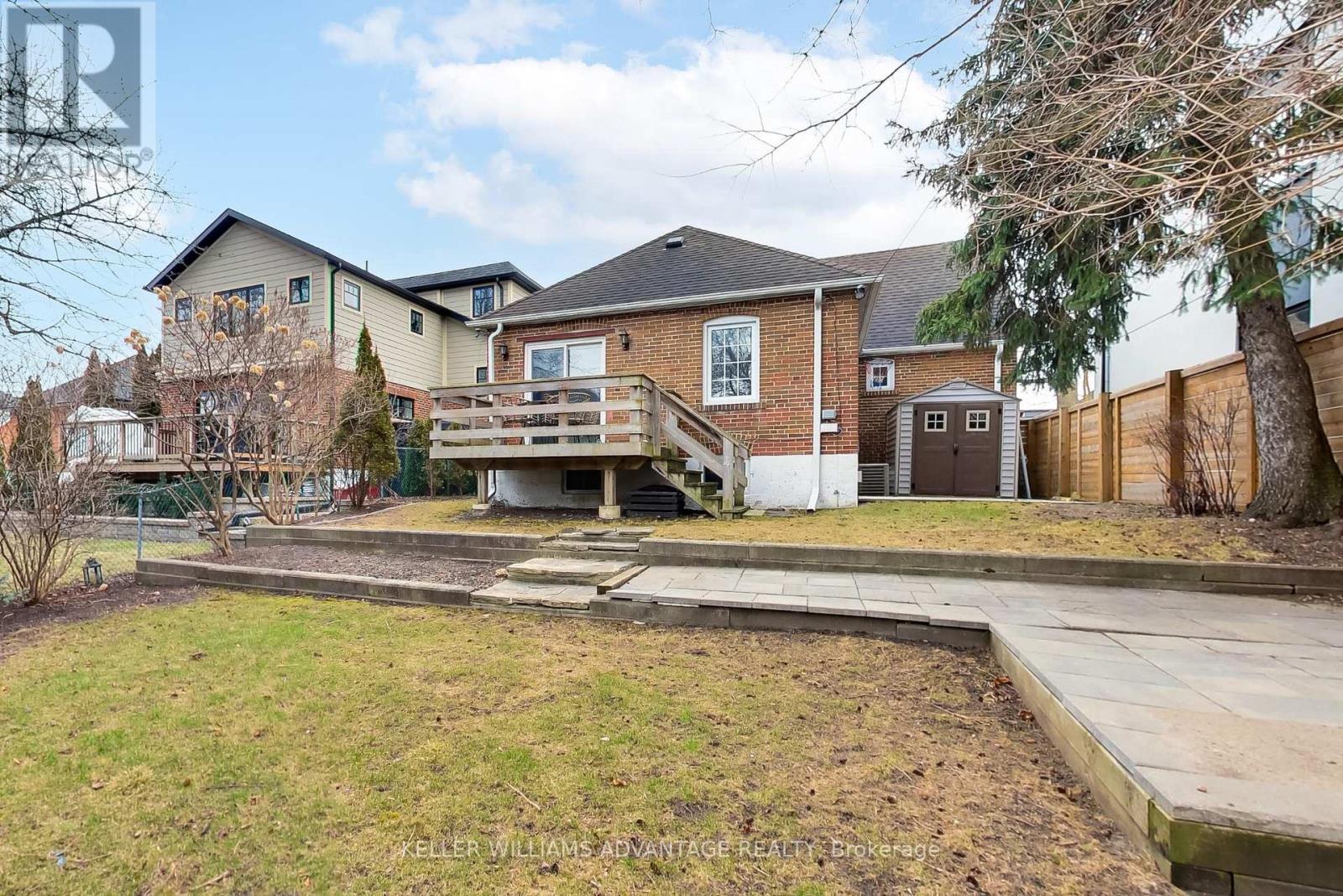 12 Parkland Road Property Photo 45