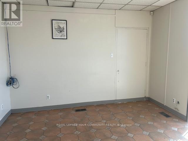 1&2 - 12 Golden Gate Court Property Photo 2