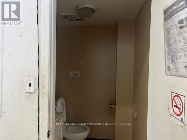 1&2 - 12 Golden Gate Court Property Photo 11