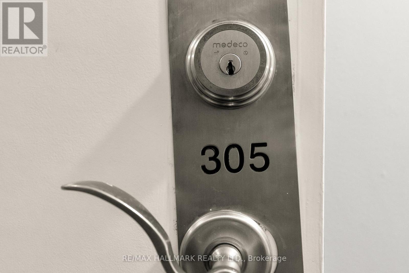 2151 Danforth Avenue Property Photo 13