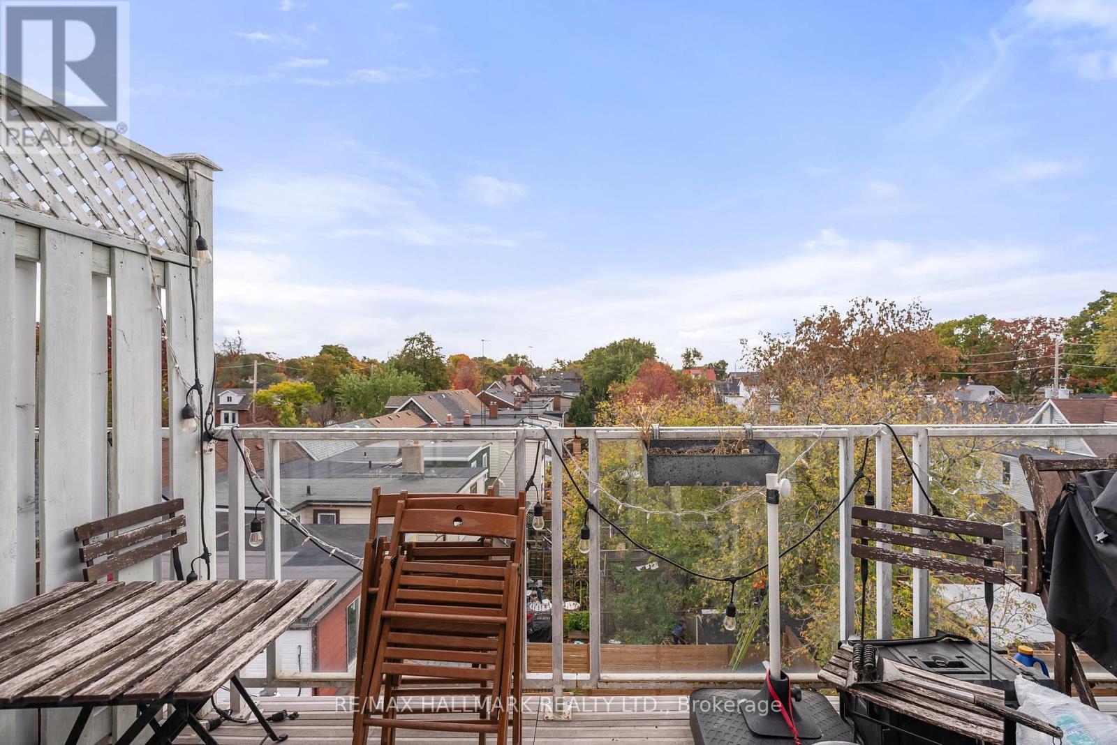 2151 Danforth Avenue Property Photo 14