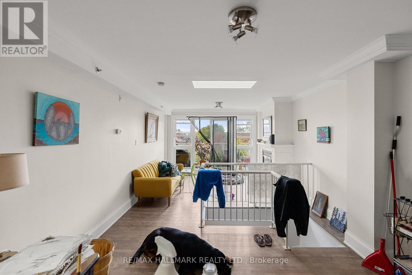 2151 Danforth Avenue Property Photo 23