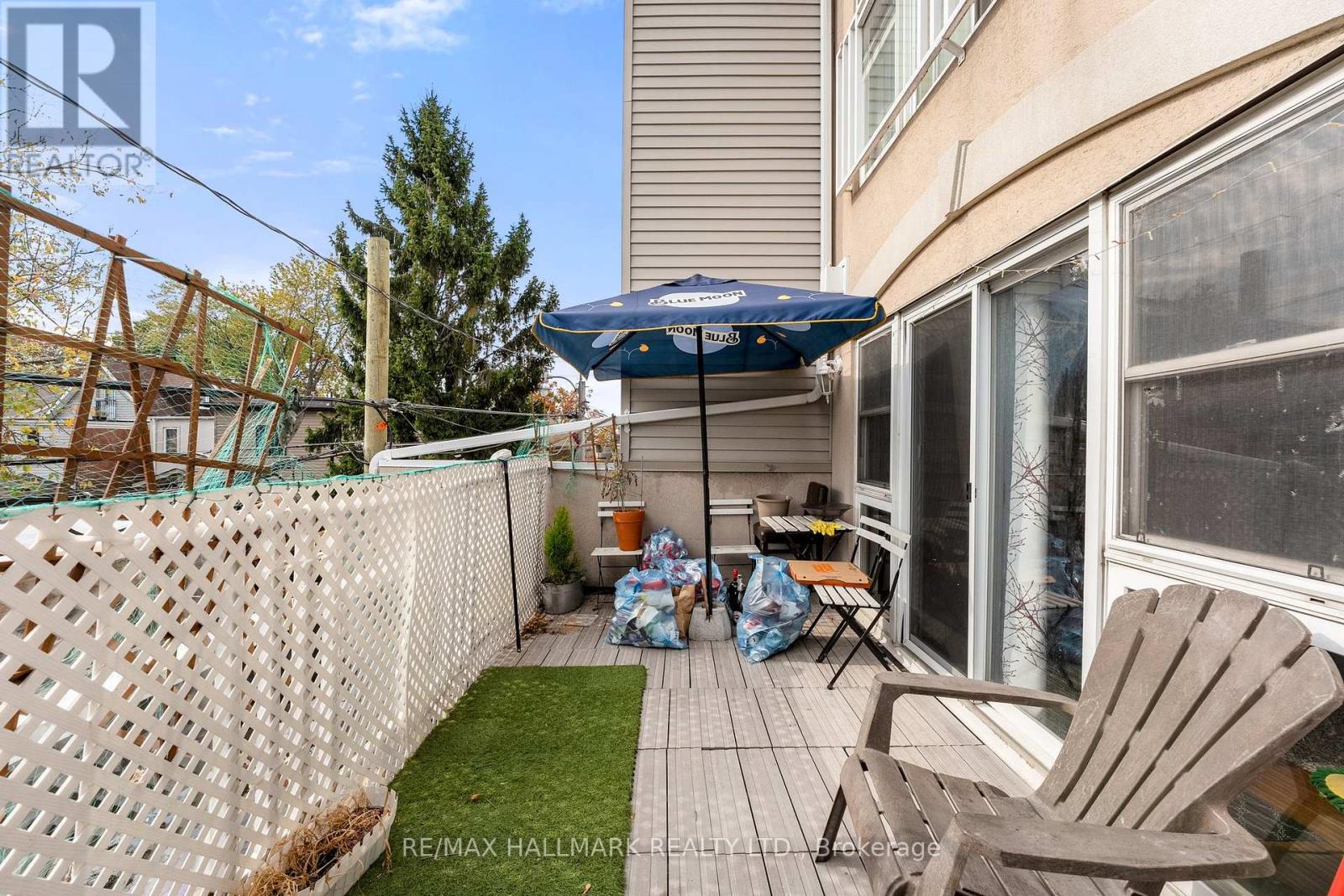 2151 Danforth Avenue Property Photo 28