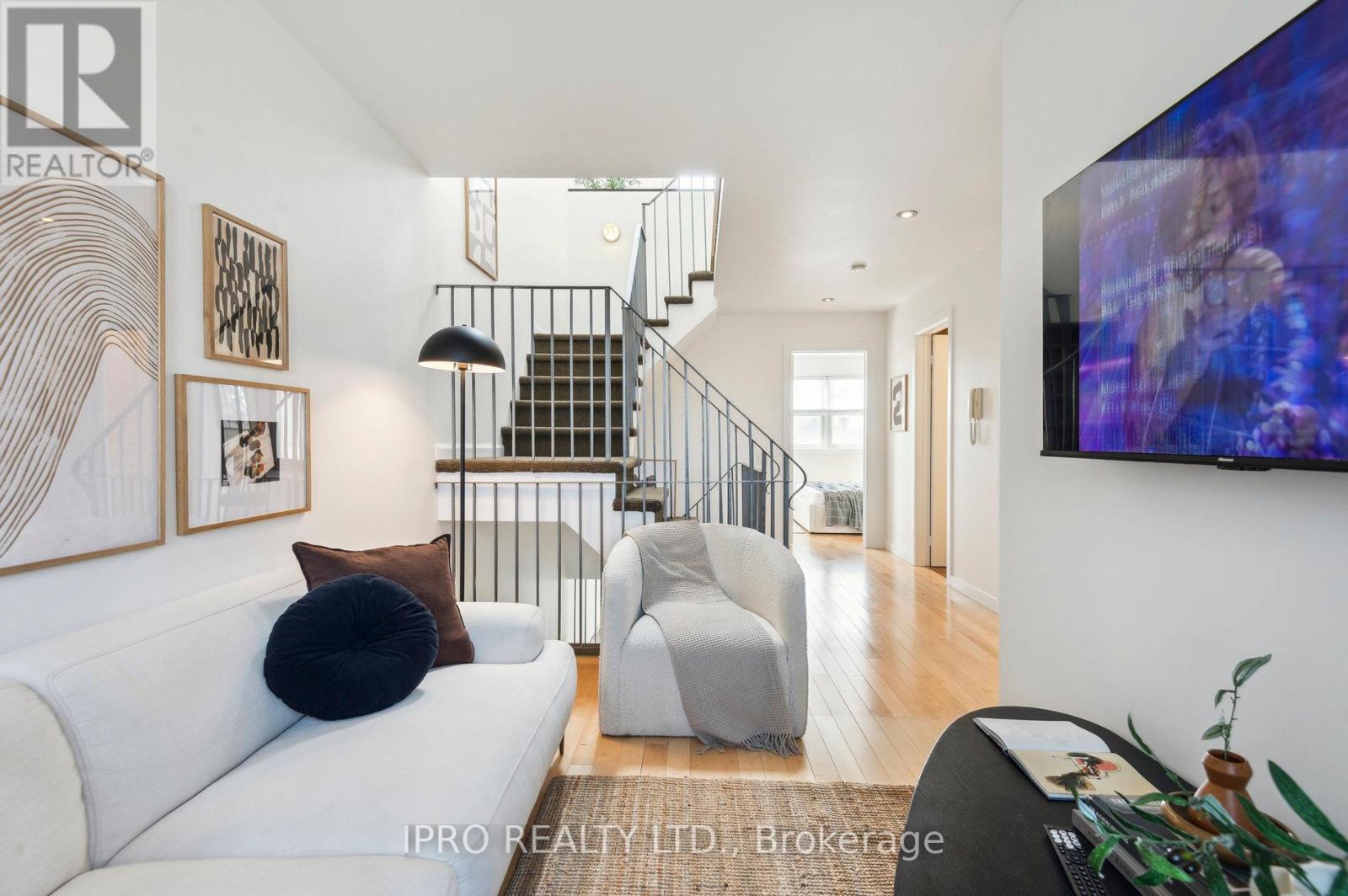 912d Logan Avenue Property Photo 19