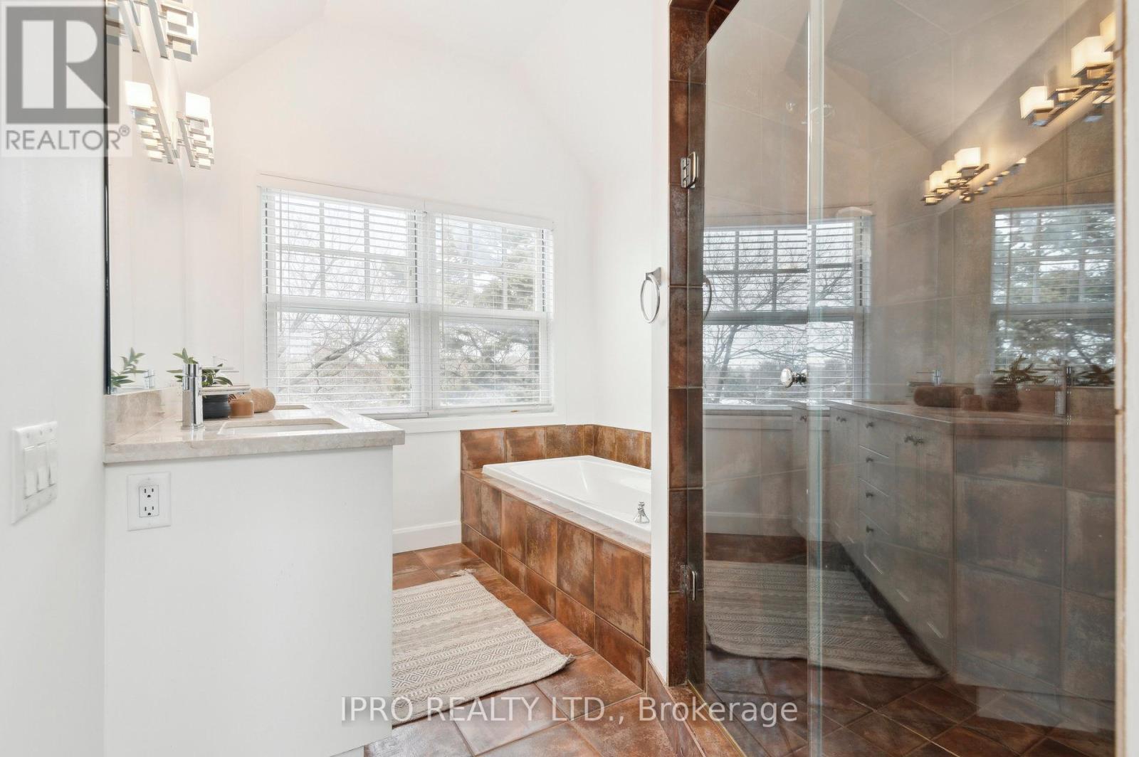 912d Logan Avenue Property Photo 25