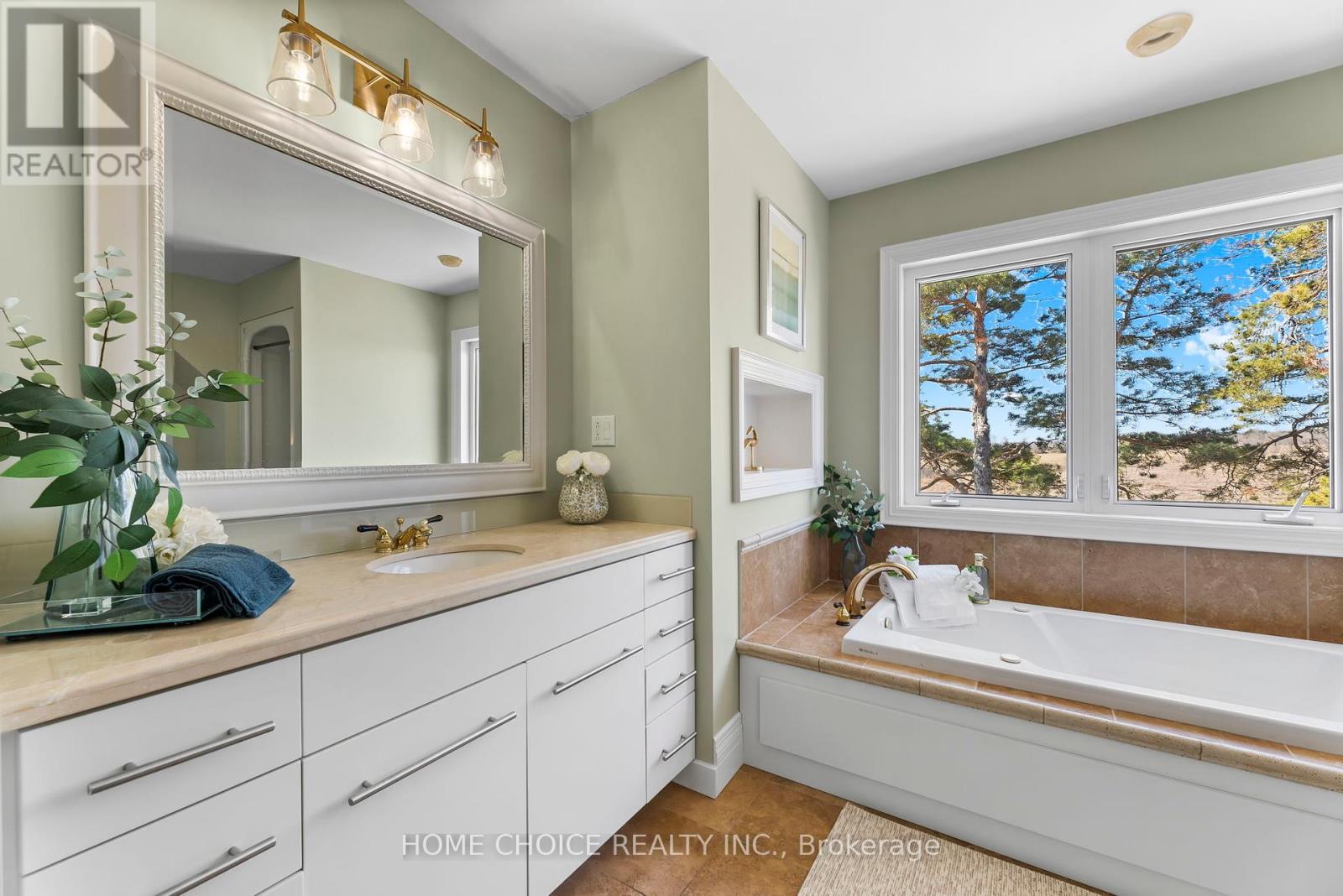 5038 Thornton Road N Property Photo 34