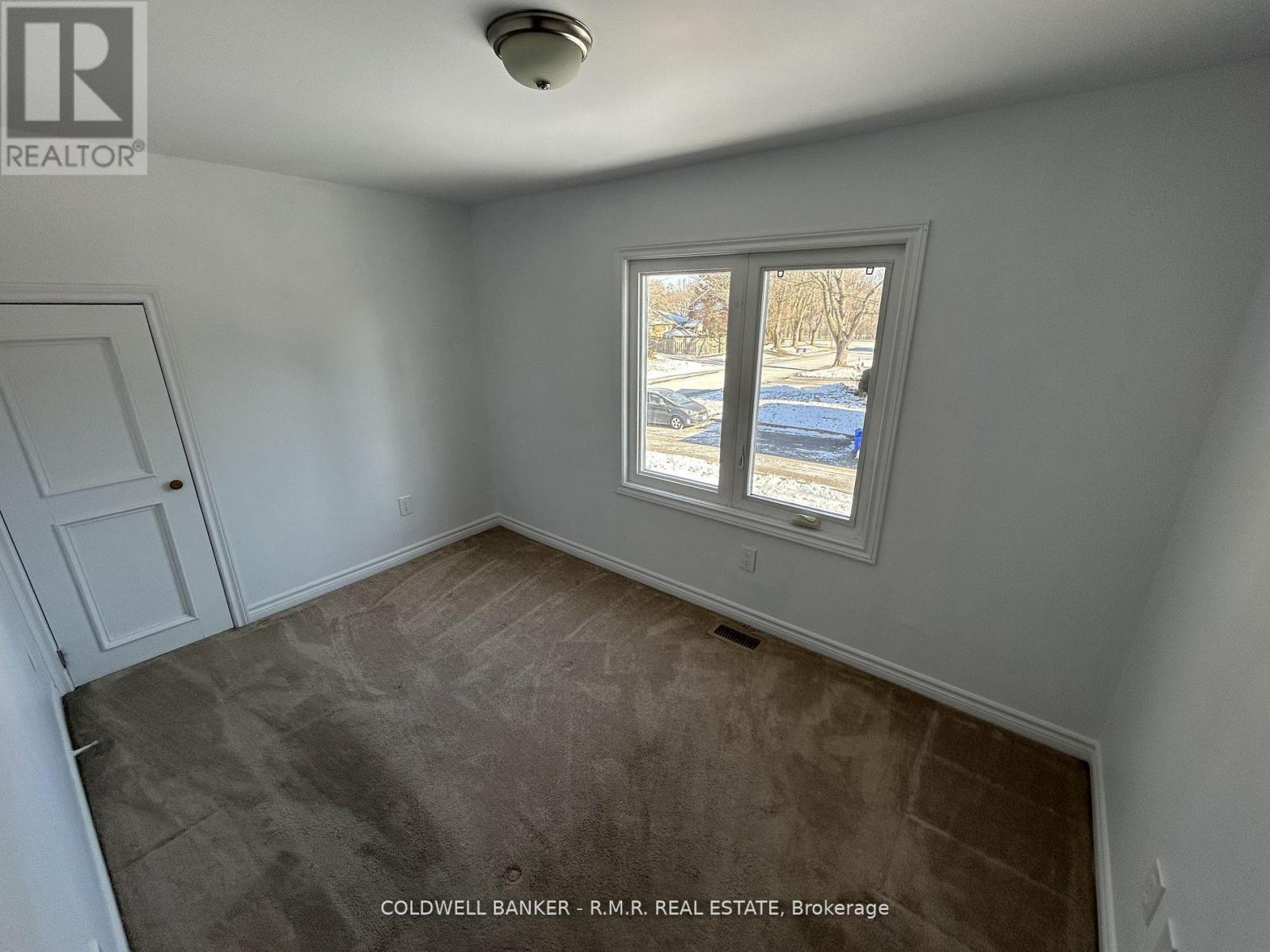 2 - 303 Muriel Avenue Property Photo 5
