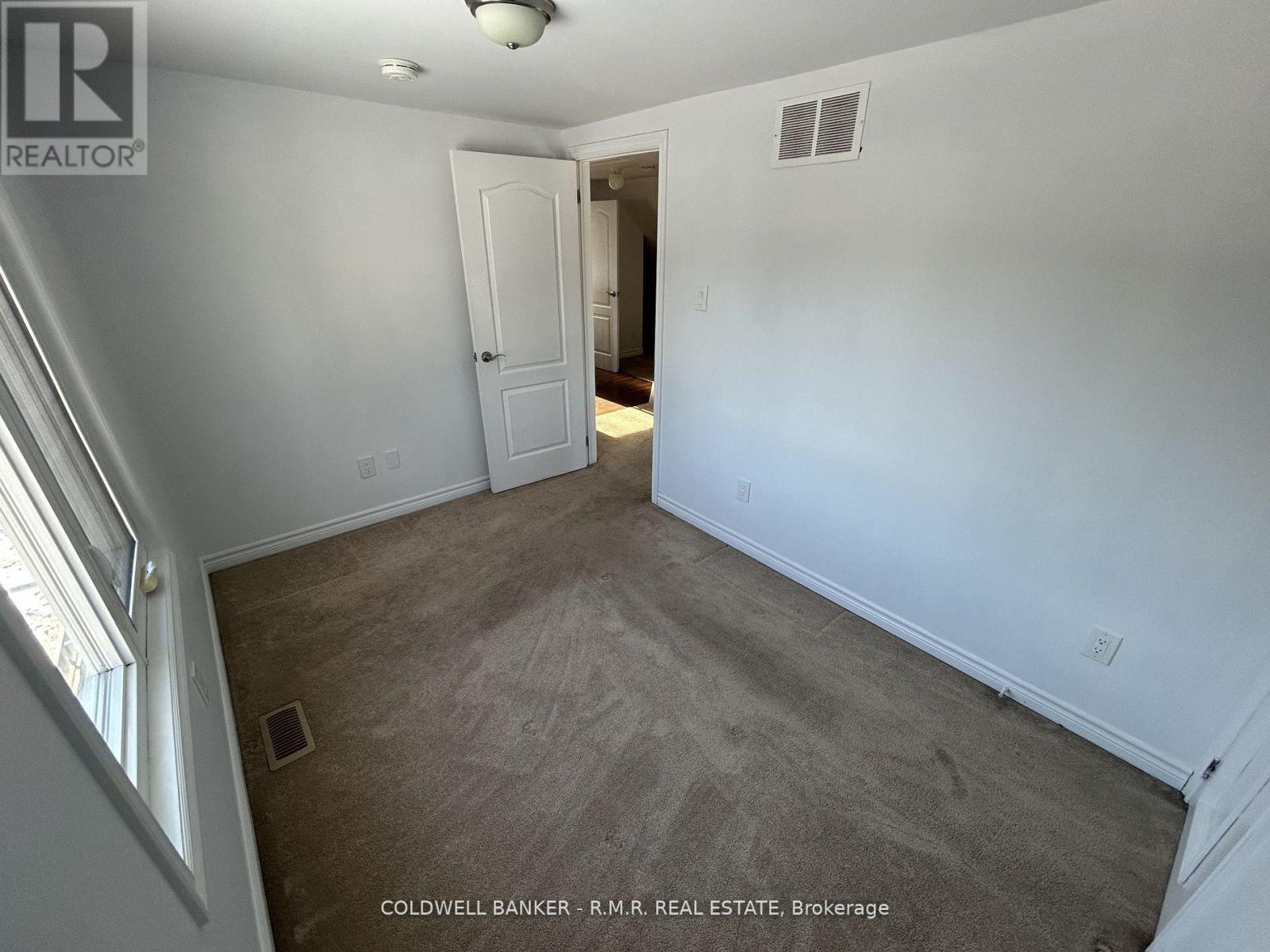 2 - 303 Muriel Avenue Property Photo 6