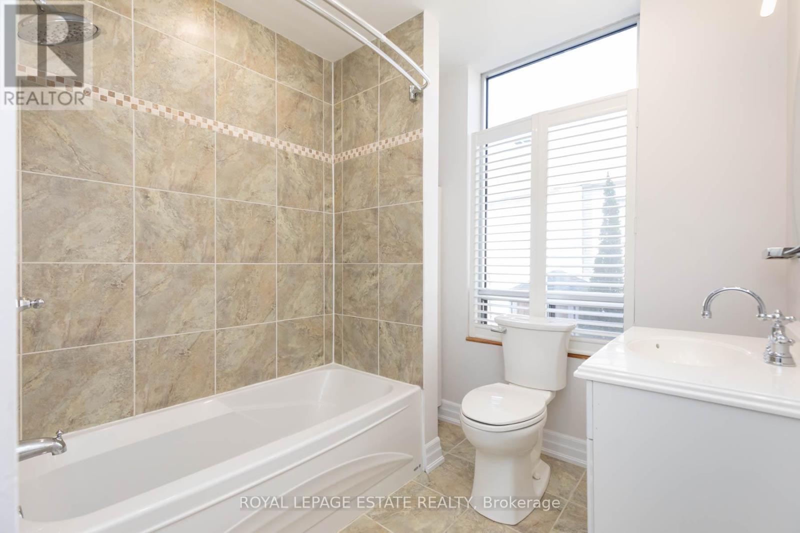 15 Violet Avenue Property Photo 23