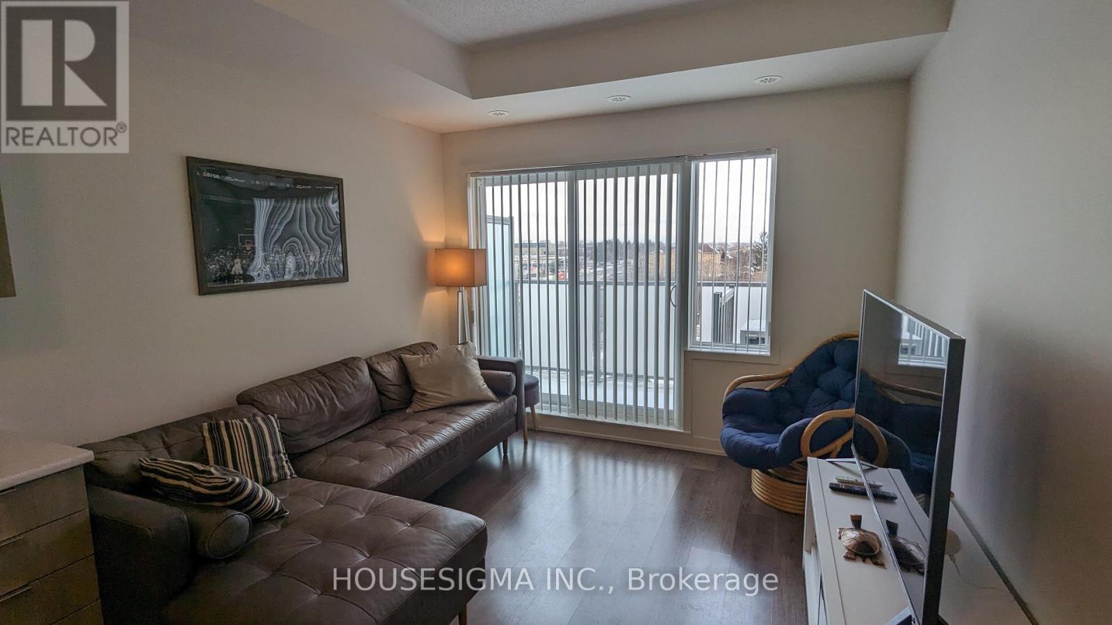 613 - 20 Orchid Place Drive Property Photo 4