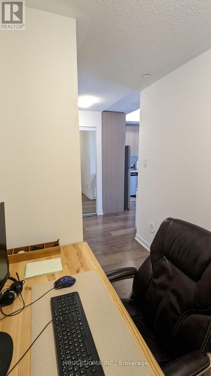 613 - 20 Orchid Place Drive Property Photo 6
