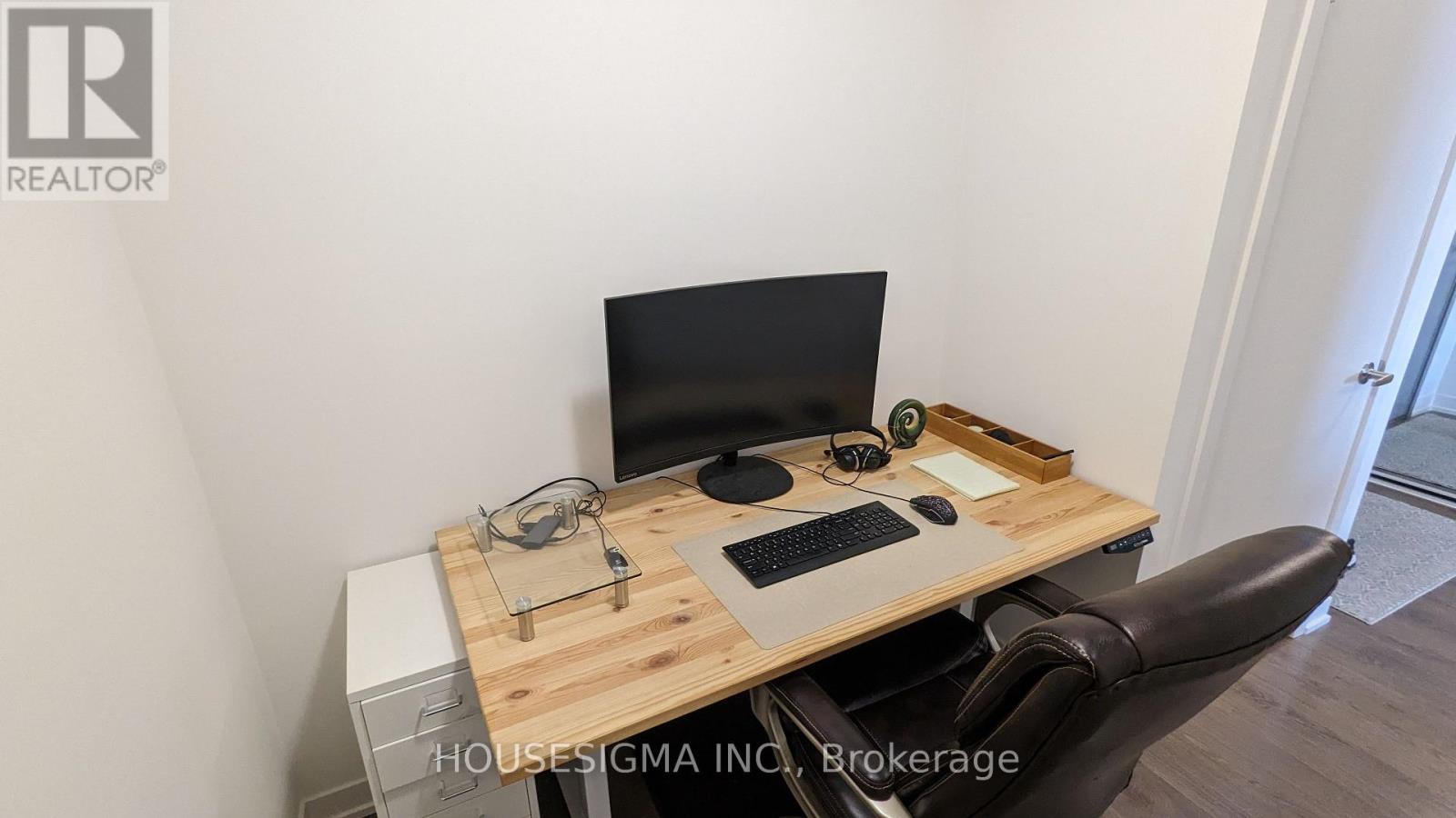 613 - 20 Orchid Place Drive Property Photo 7