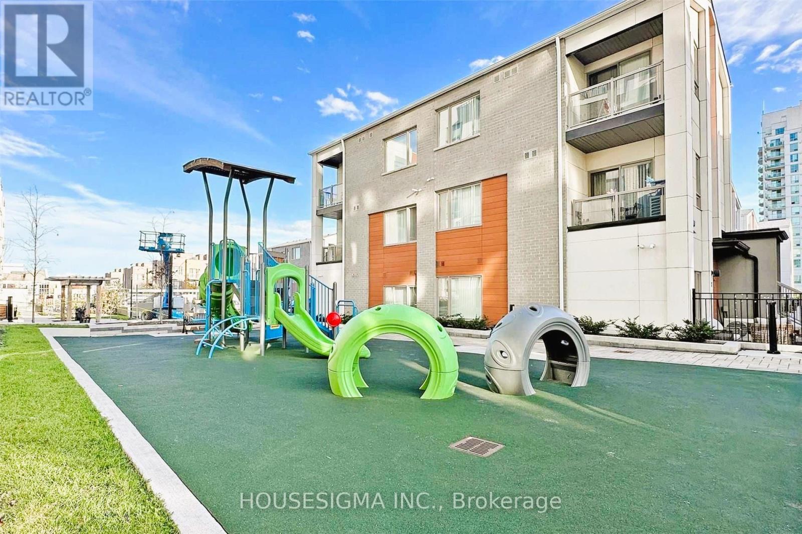 613 - 20 Orchid Place Drive Property Photo 24