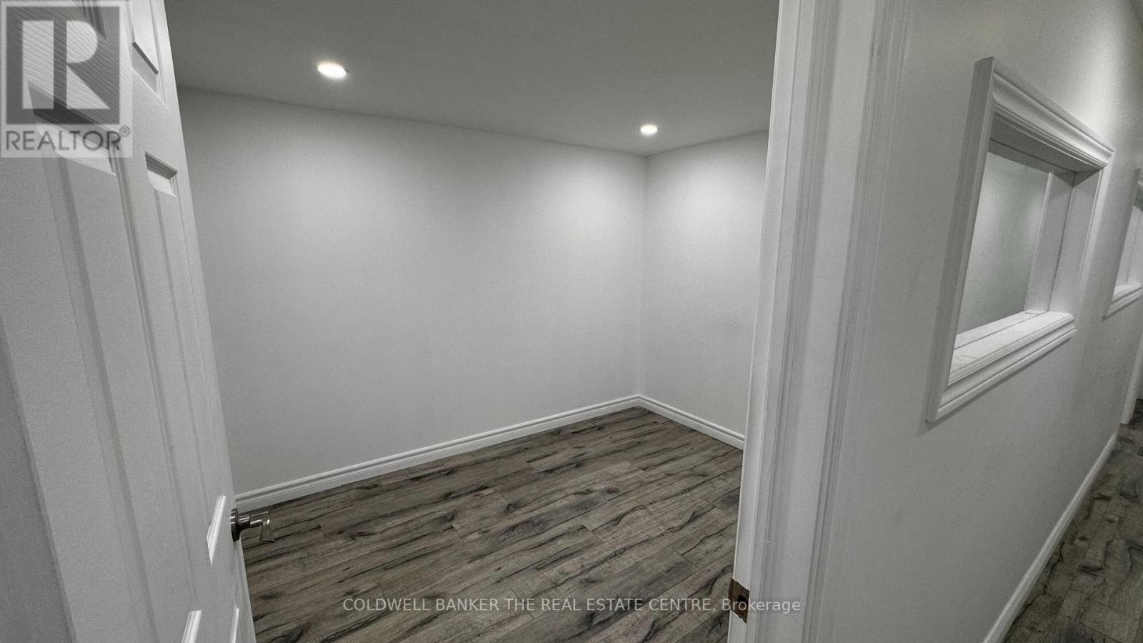 Room 3 - 4508 Kingston Road Property Photo 2