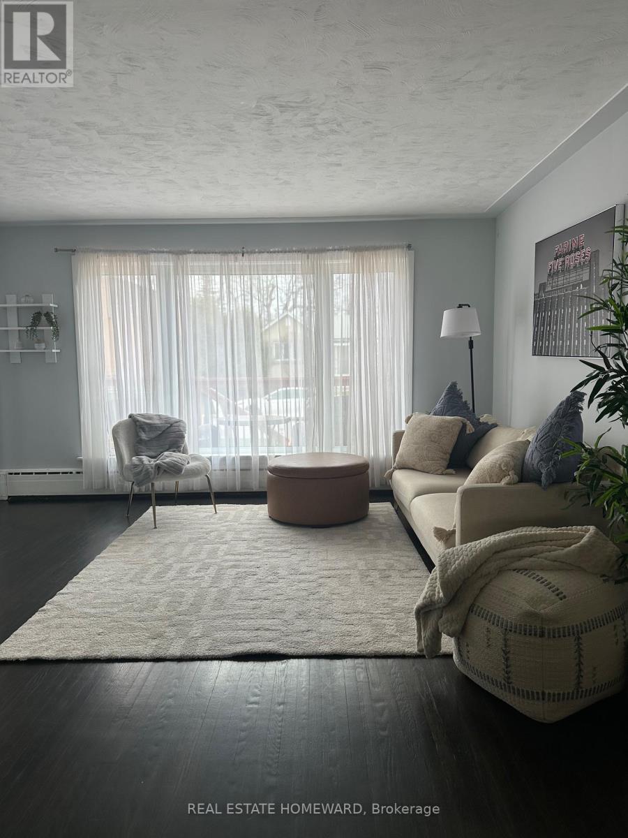 56 Ivordale Crescent Property Photo 3
