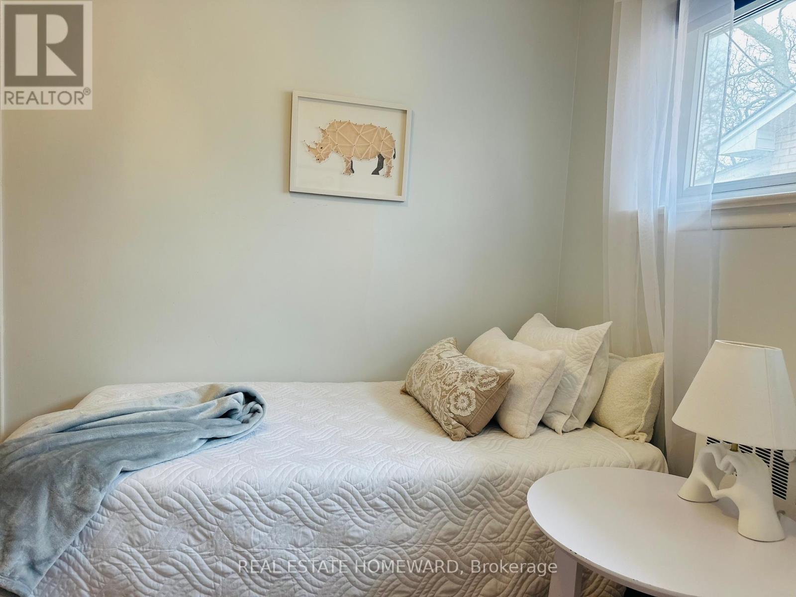 56 Ivordale Crescent Property Photo 12
