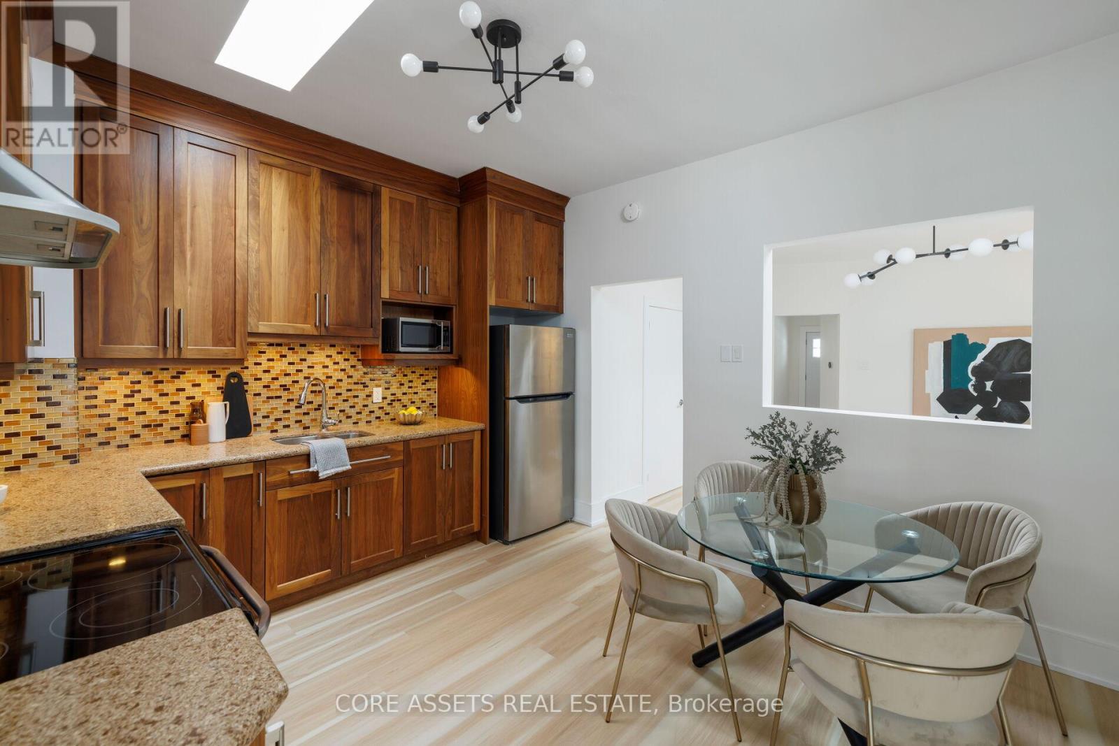 332 Woodfield Road Property Photo 8