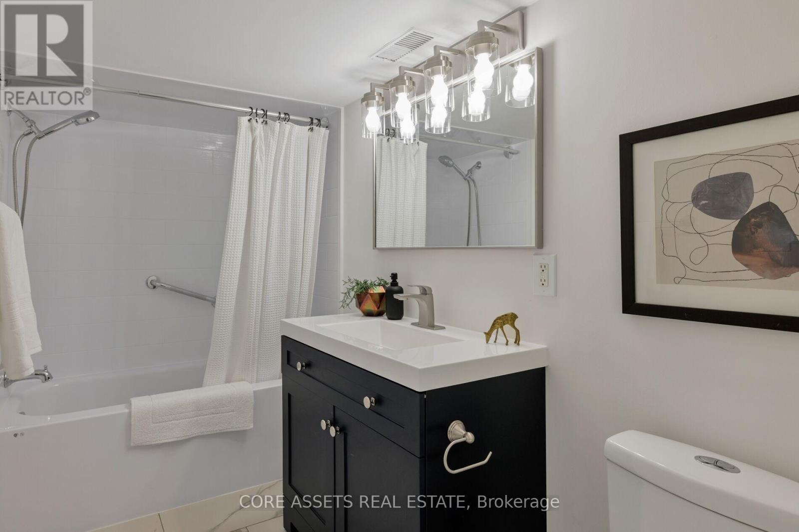 332 Woodfield Road Property Photo 24