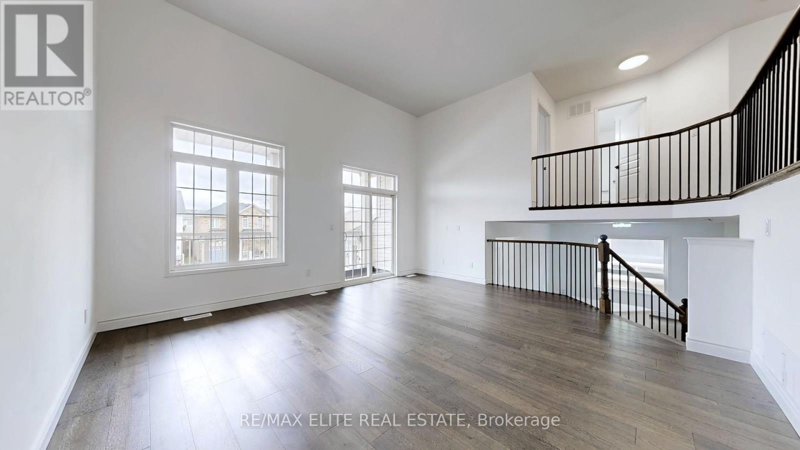 558 Oldman Road Property Photo 17