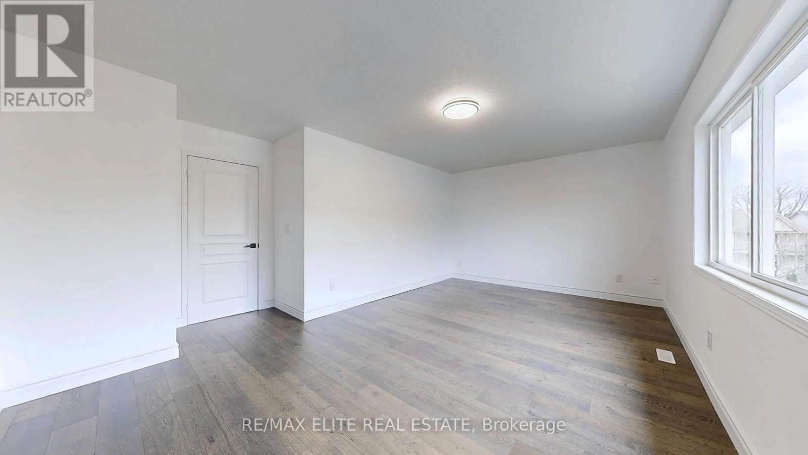 558 Oldman Road Property Photo 22