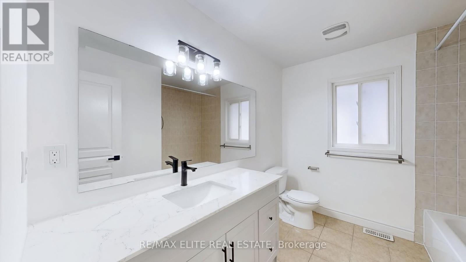 558 Oldman Road Property Photo 31