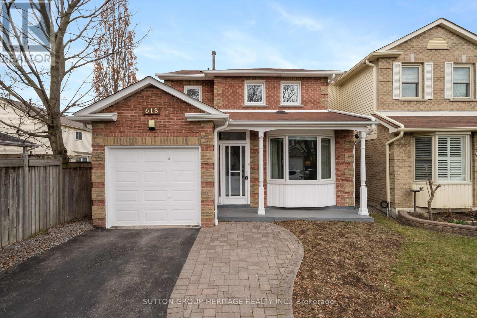 618 Sugar Maple Crescent Property Photo 1