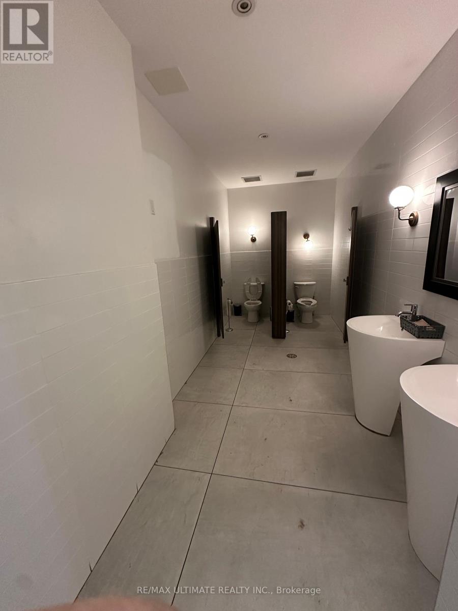 1501 Gerrard Street E Property Photo 18