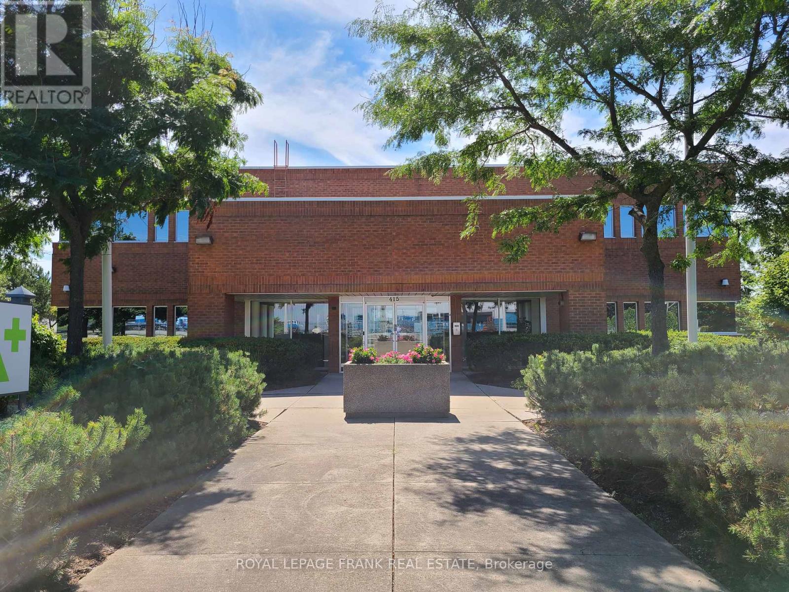 B11 - 415 Baseline Road W Property Photo 2