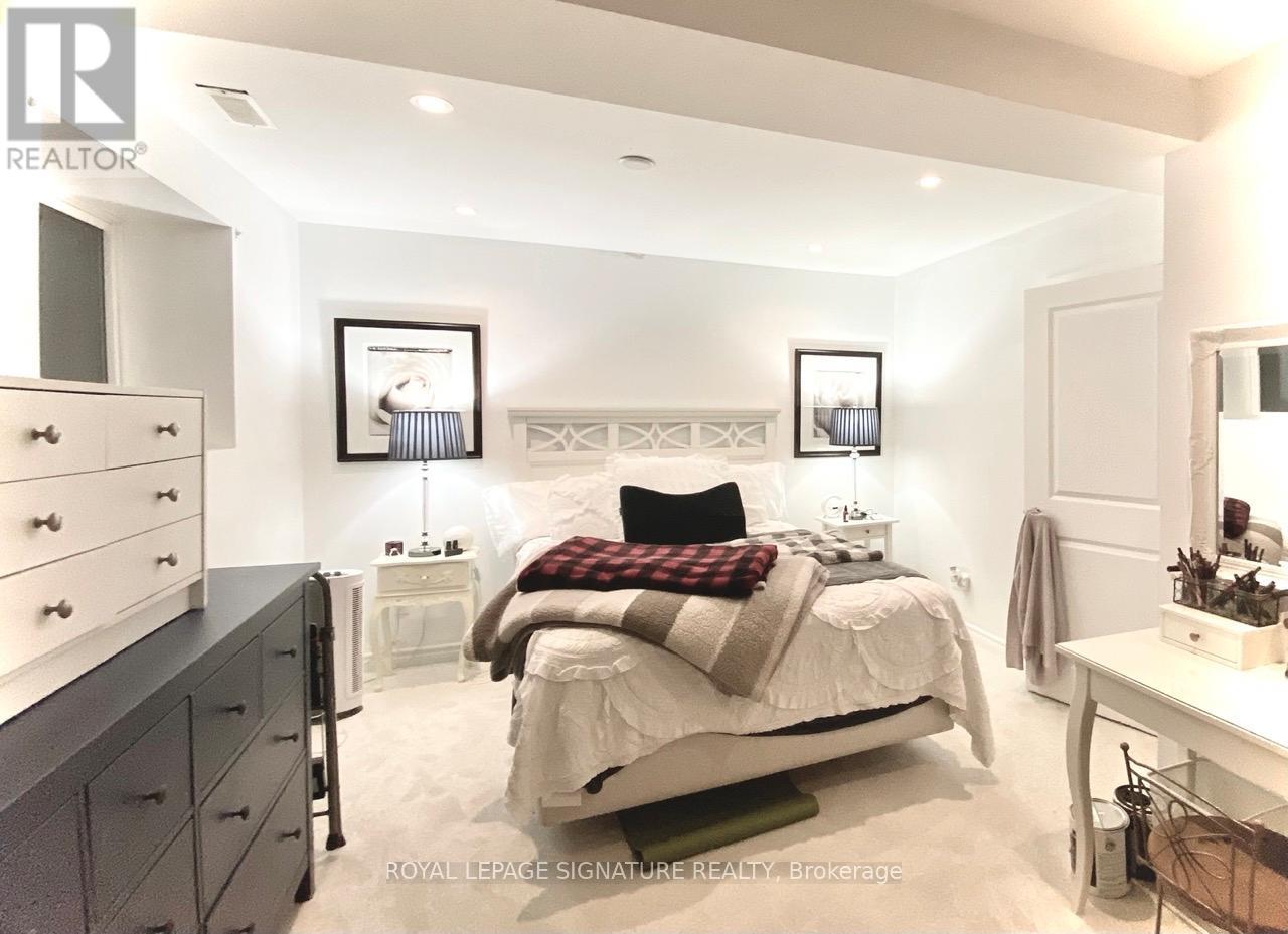 706 Annland Street Property Photo 4