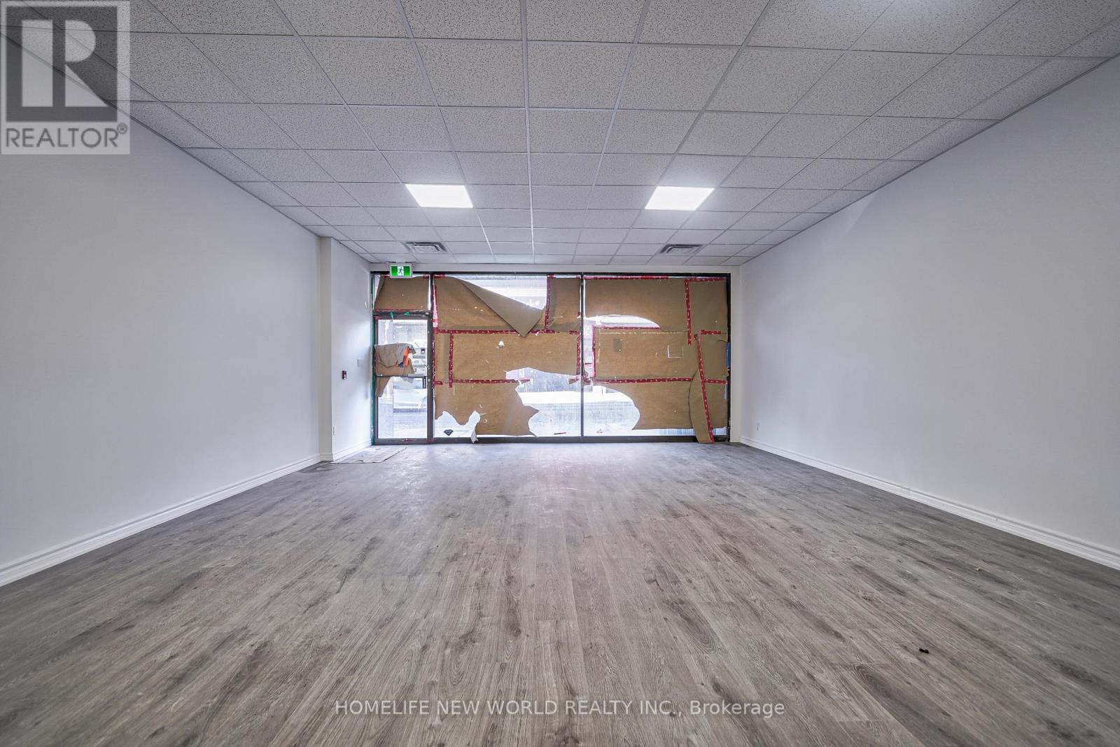 5 Simcoe Street S Property Photo 14