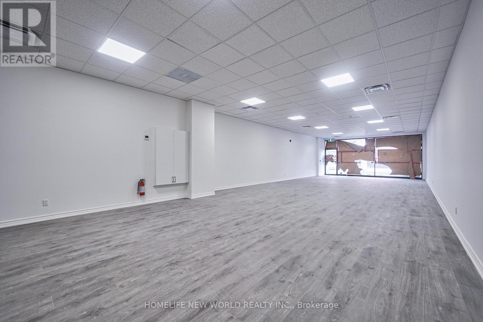 5 Simcoe Street S Property Photo 22