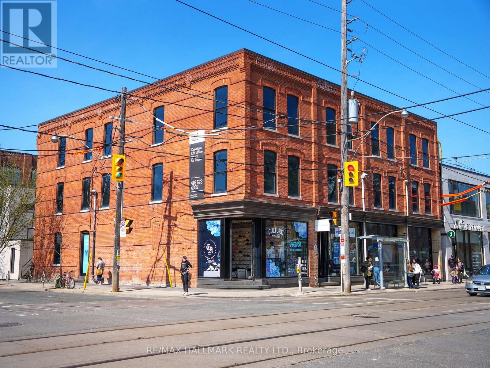 300 - 972 Queen Street E Property Photo 1